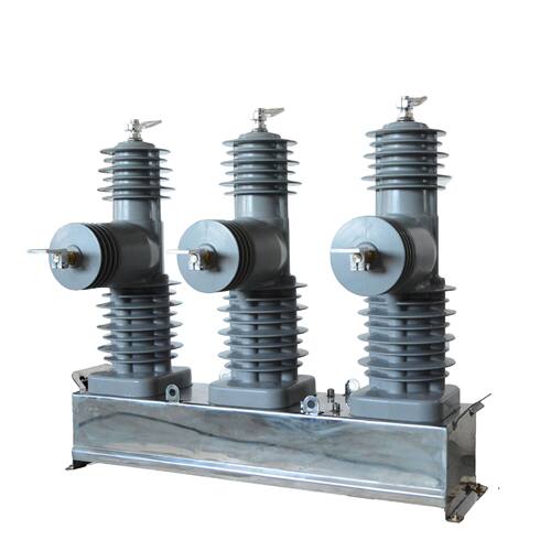 跨境24KV杆上高压断路器高压自动重合闸带FTU控制器AUTO Recloser