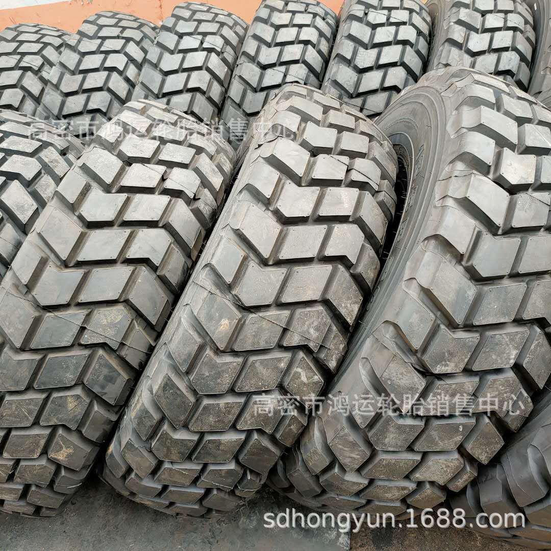 厂家直销 12.5R20 越野卡车轮胎 真空胎 带内胎 12.5-20炮车轮胎