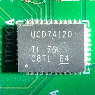 UCD74120RVFT UCD74120 开关稳压器芯片 拆机芯片