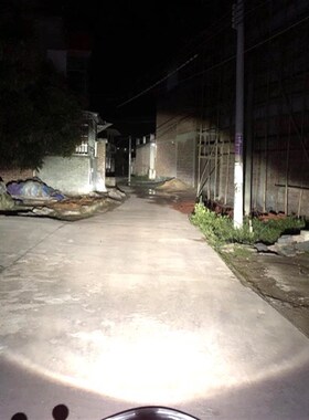 钱江V悦QJ11h0T-11A踏板车大灯 LED 白光高低远近光灯 三爪H4灯泡