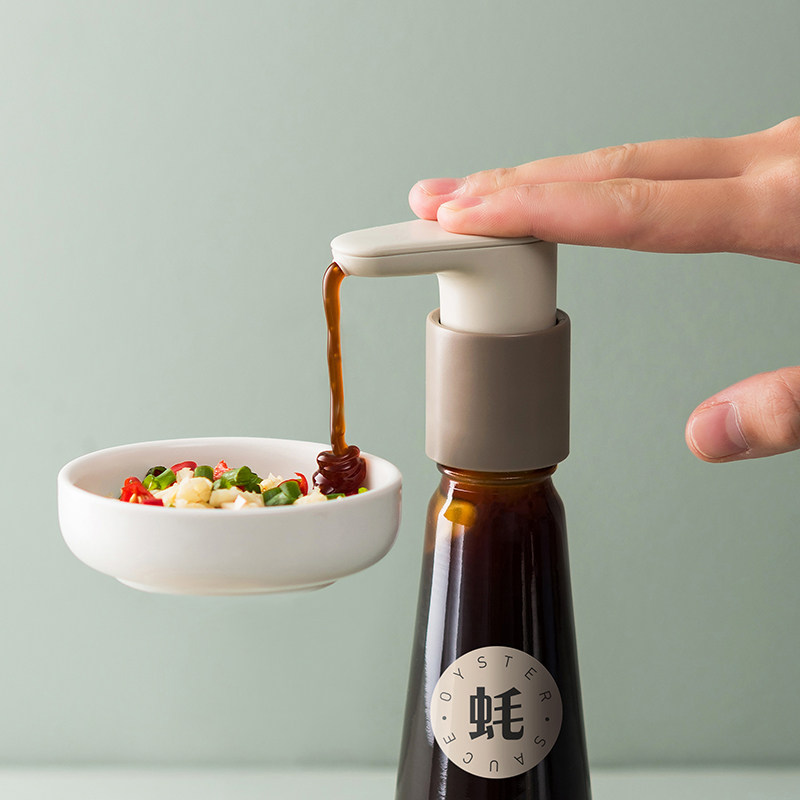 密封蚝油瓶压嘴泵头海天耗油瓶壶挤压器家用挤蚝油神器通用按压嘴