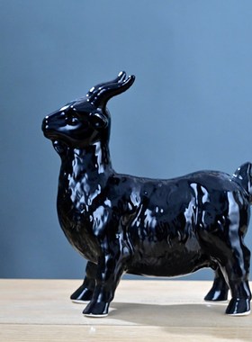 招财羊摆b件陶瓷器客厅生肖黄色公母一对吉祥物工艺品办公室装饰