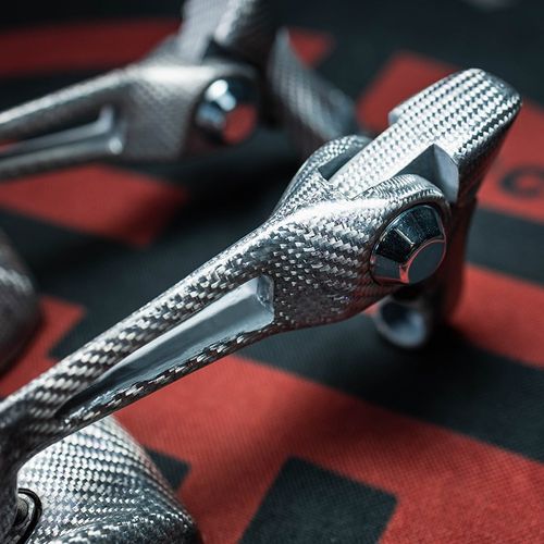 小牛电动车全系列U+九号电动改装碳纤维斜纹锻造摩托车AXOS4后视