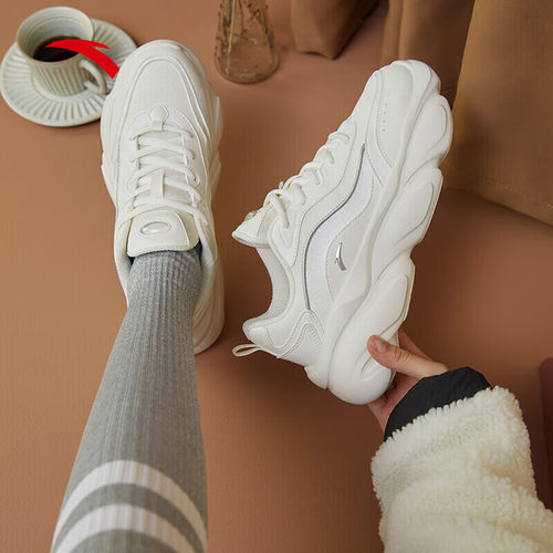 安踏女鞋喵喵系列休闲鞋