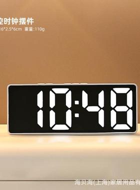 智能客厅客厅熊摆摆件创意暴力闹钟钟表卧室时钟台式桌面装饰电子