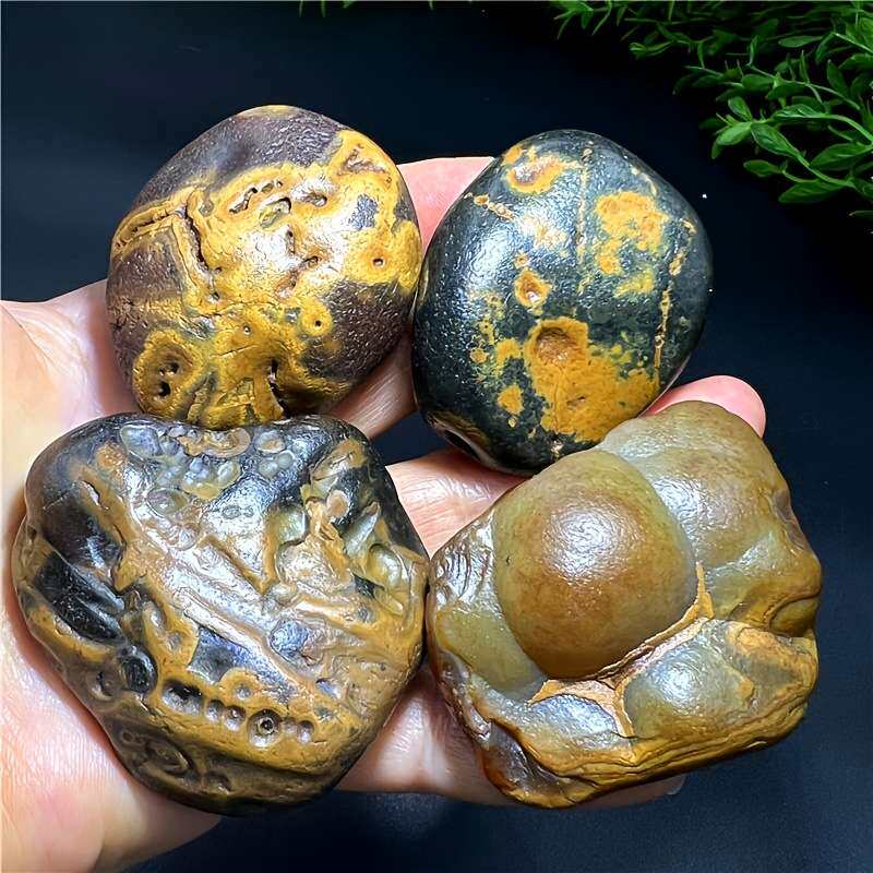 厂家现货供应马达加斯加杂花玛瑙原石手把件原皮玛瑙原石矿物