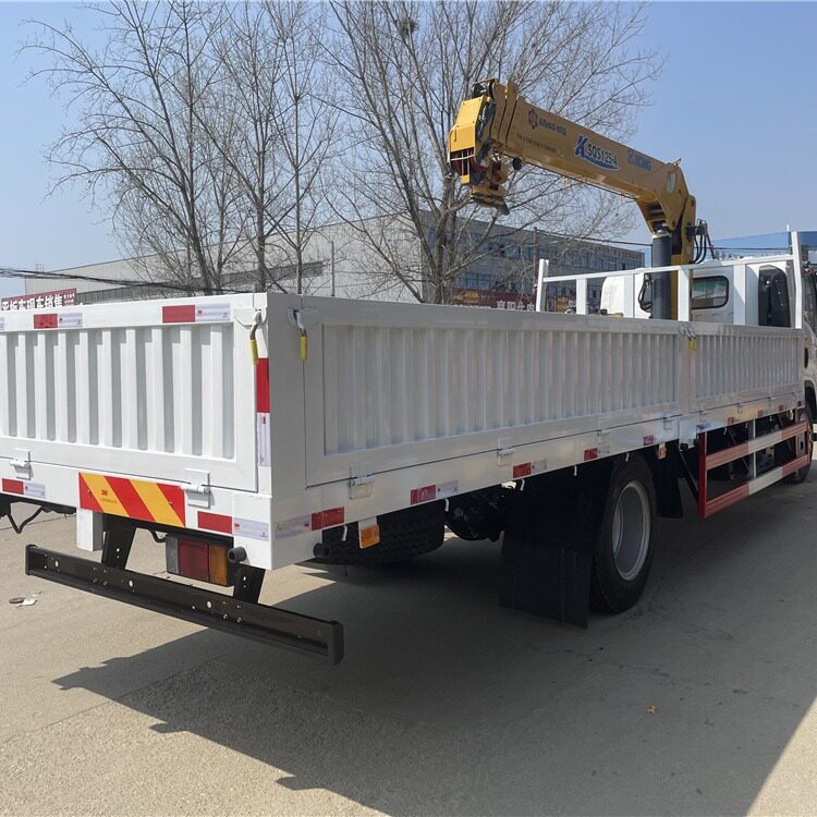 出口随车吊跨境随车吊徐工4吨5吨6.3吨8吨随车起重机