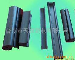 注塑pvc插头料透明颗粒硬质pvc环保PVC