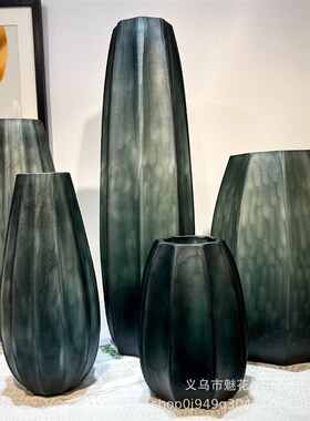 高端烟熏灰大口径落地手工磨镌刻花瓶艺术家居客厅样W板间插花装