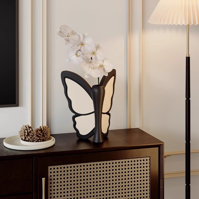 中古风蝴蝶花瓶摆件轻奢高级y感客厅玄关柜桌面摆设法式复古装饰