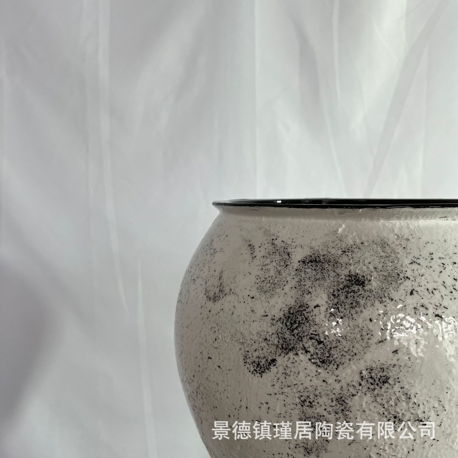新中式极简风高定陶瓷花器、油画、踏雪系列可插花水培、打孔种植