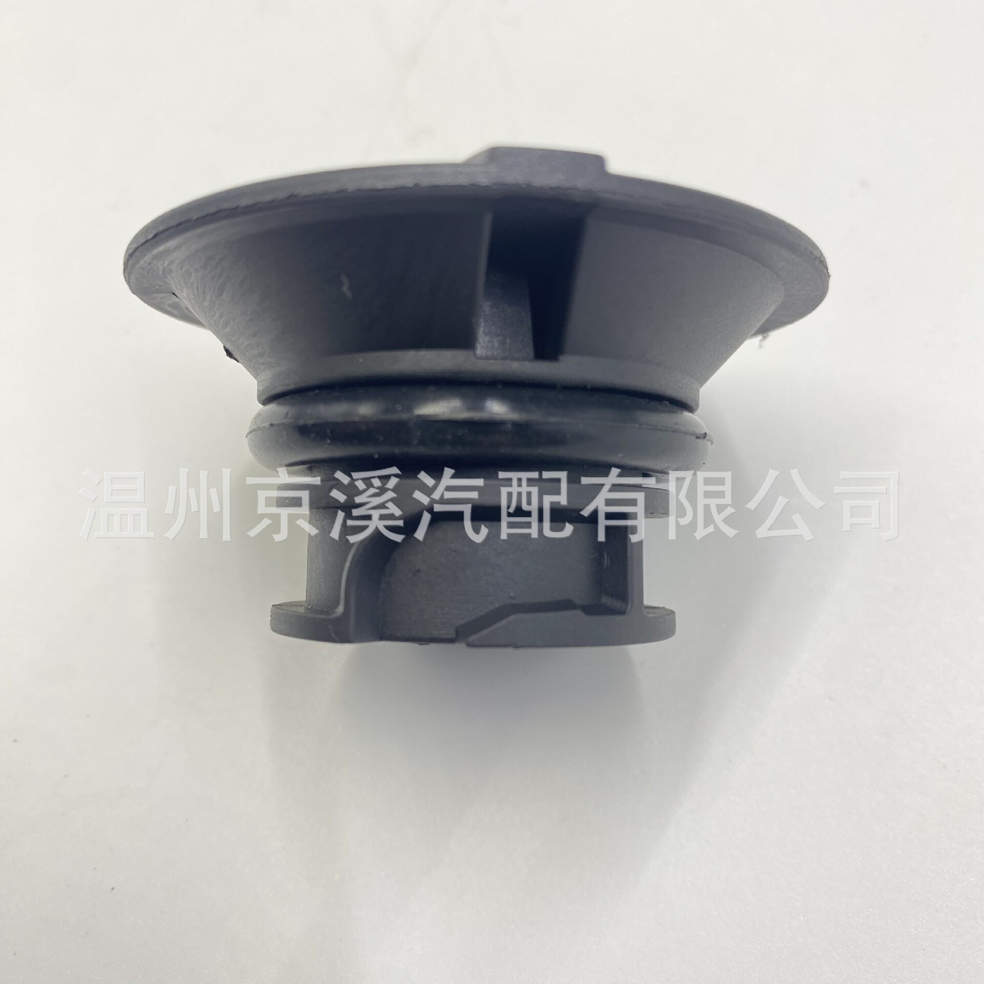 适用于沃尔沃机油盖31359145