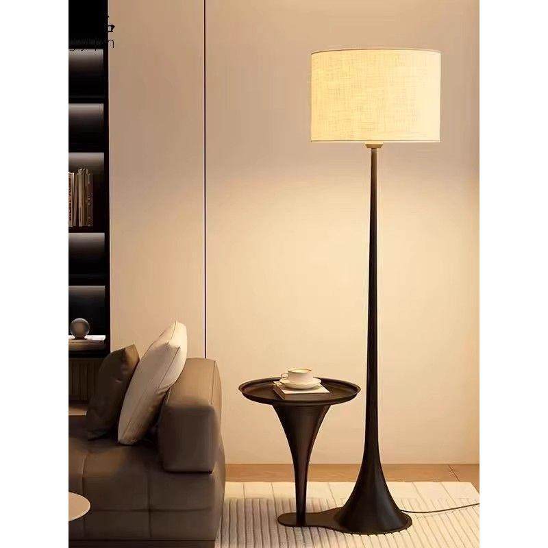客厅落地灯卧室床头柜感轻奢氛围现代法式沙发置物架台灯一体