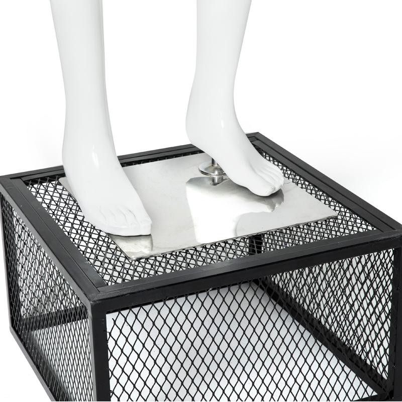 服装店方c形站台模特地台橱窗模特展G示台黑色网格烤漆地台展示架