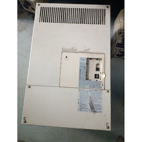 议价安川变频器 CIMR-EB4A0165 90KW 38