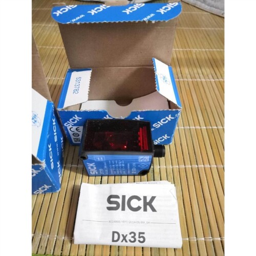 议价全新sick DT35-B15251激光传感器 1057652原装正品现货议价