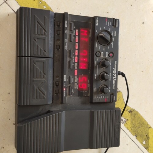 议价zoom707综合效果器。一切功能正常好用