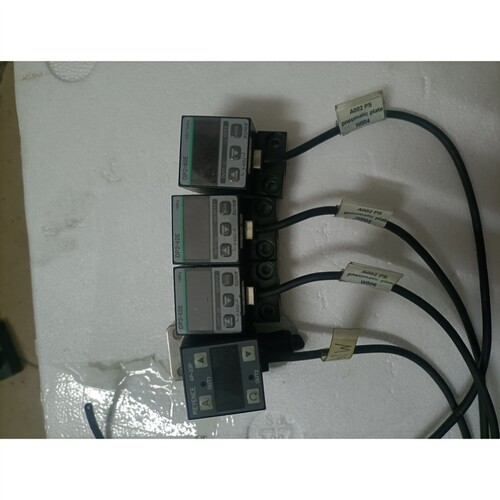 议价神视SUNX 压力传感器DP2-42E3个基恩士A