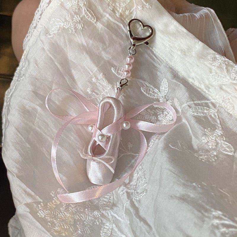 少女超仙蝴蝶结珍珠丝带包挂件韩系高级粉色芭蕾舞鞋钥匙扣
