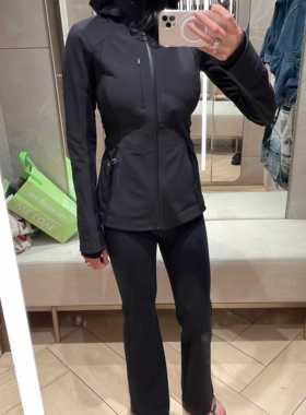 lu同款秋冬修身软壳连帽收腰外套女Cros冲锋衣运动户外运动登山服