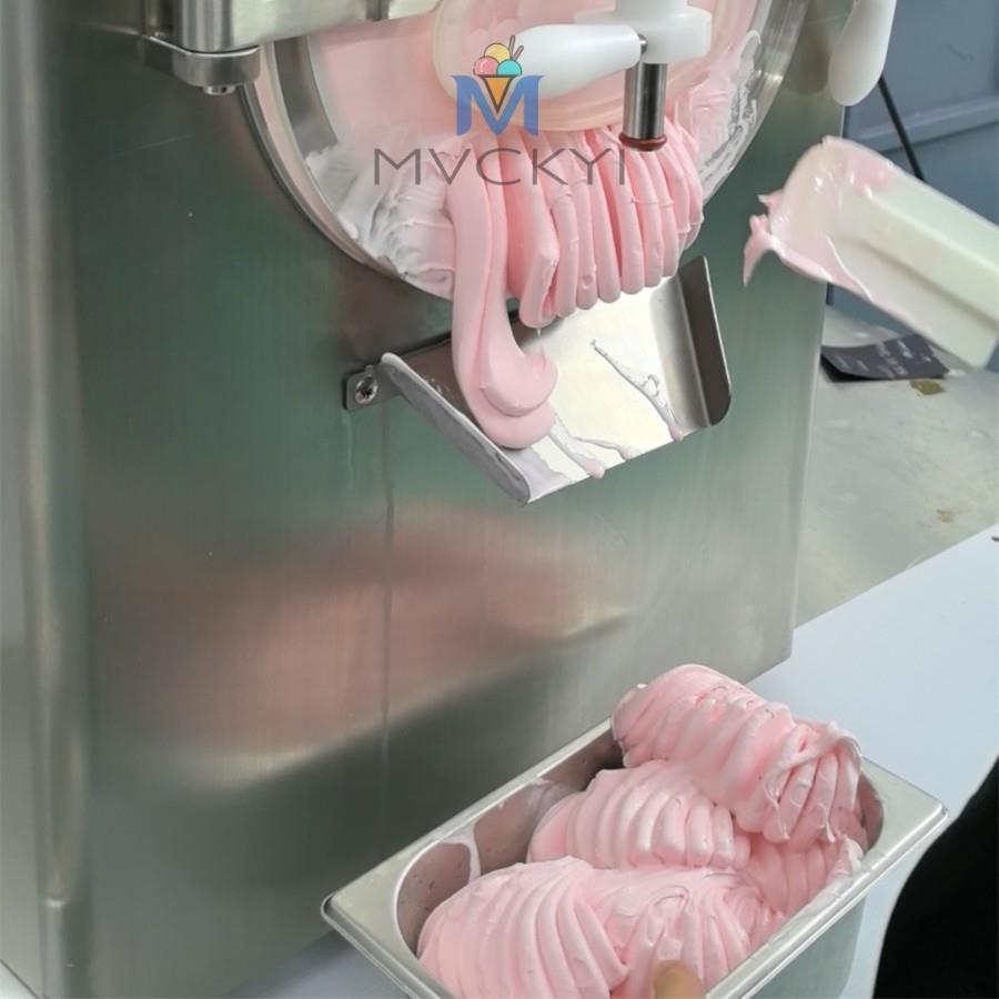 24L/H台式小型冰淇淋机 源头工厂 支持定制 酸奶Gelato冰激凌机