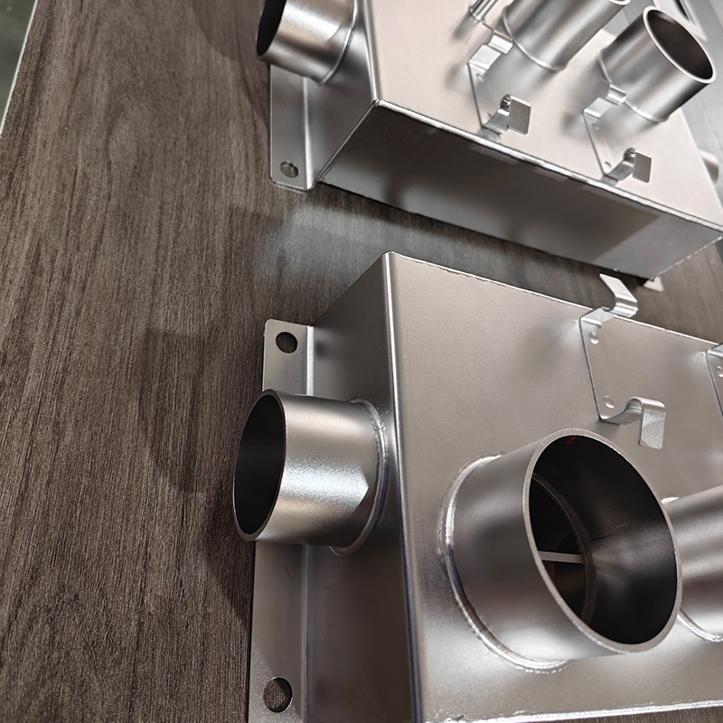 极速定制SUS304水箱 3t16L不锈钢真空 负压灰水箱 封闭式压力储水