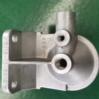 燃油滤芯座6114-71-6210/6138-71-6110