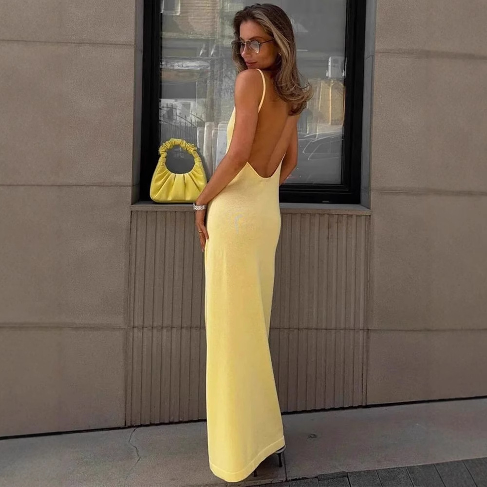 Female V-neck sleeveless backless dress女士V领无袖露背连衣裙