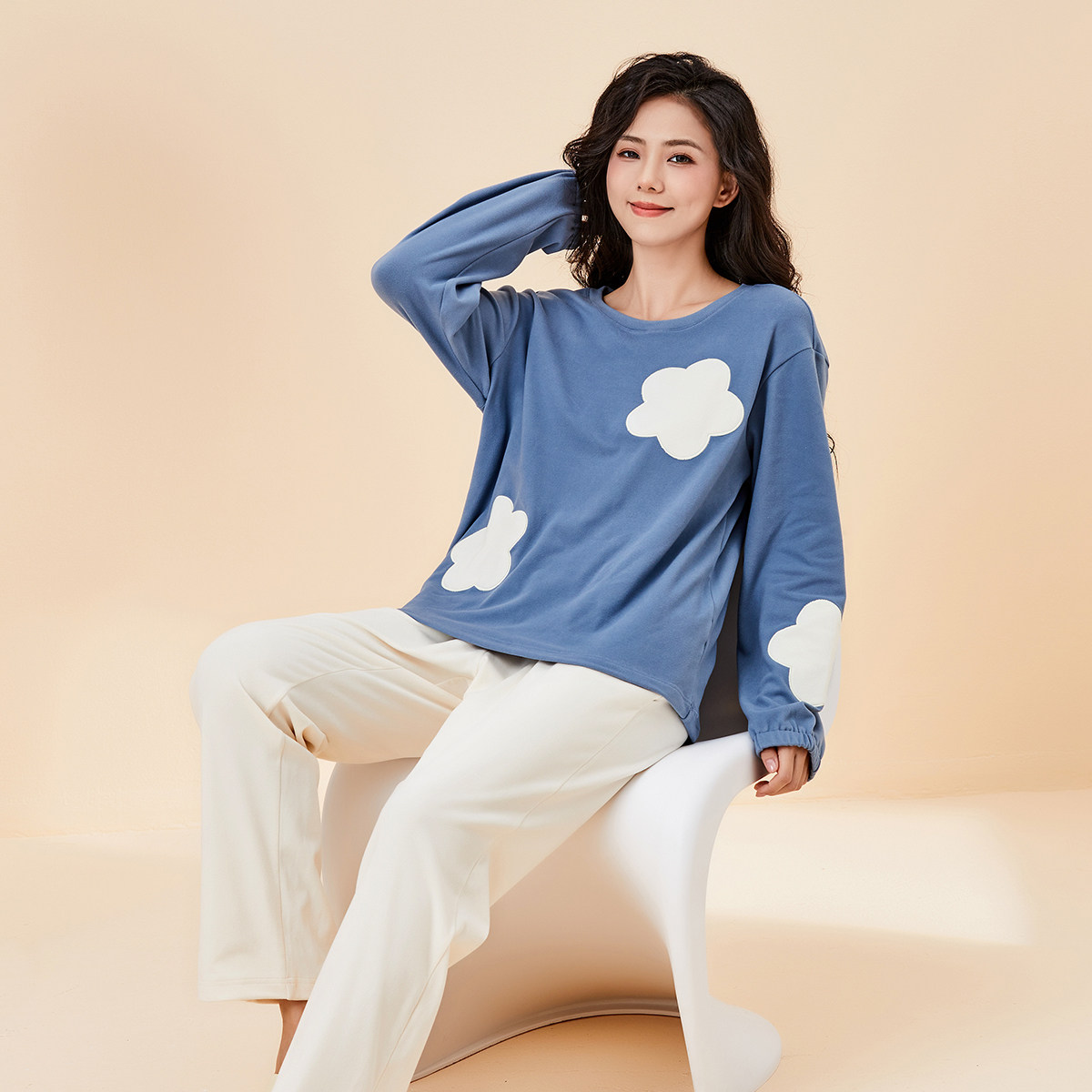 百富女绒感简约清新家居服可外穿