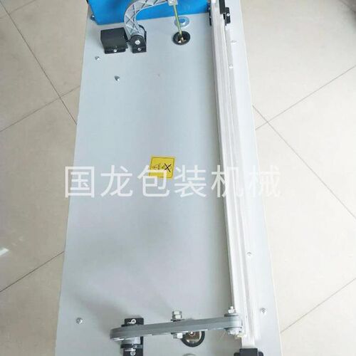 厂家供应 SF-300型脚踏封口机 塑J料封口机 保鲜连续封口机