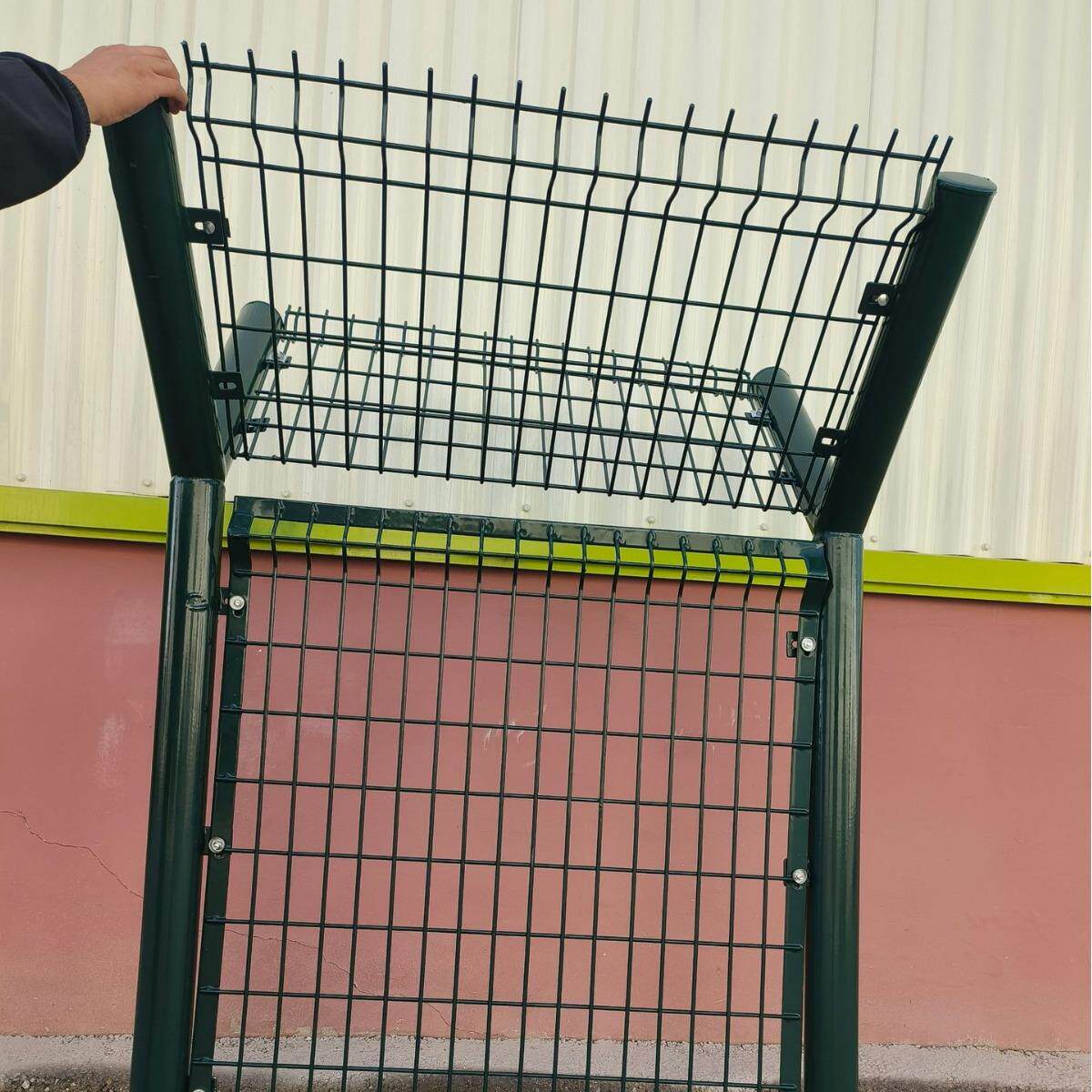 防护网围墙护栏桃型柱护栏别墅小区果园防护栏养殖围山地铁网围栏