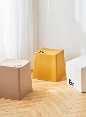 家用多功能加厚塑料凳子创意简约客厅餐桌吃饭椅子极简键盘胶板凳