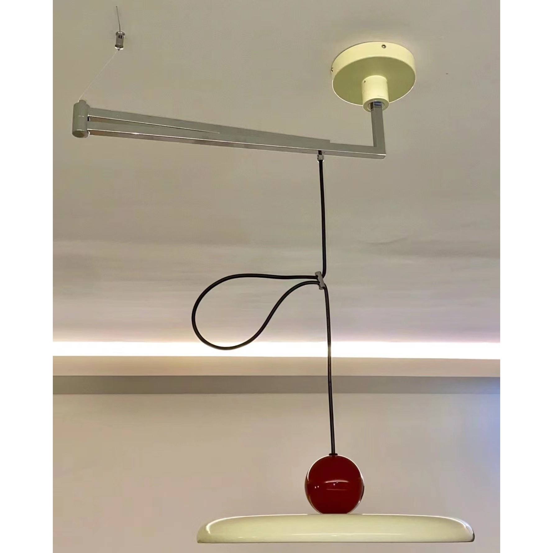 摇臂可位移中古包豪斯复古飞碟餐厅灯北欧创意简约岛台奶油风吊灯,家装灯饰光源,餐厅吊灯,淘宝优惠券,粉丝福利购,淘宝优惠卷