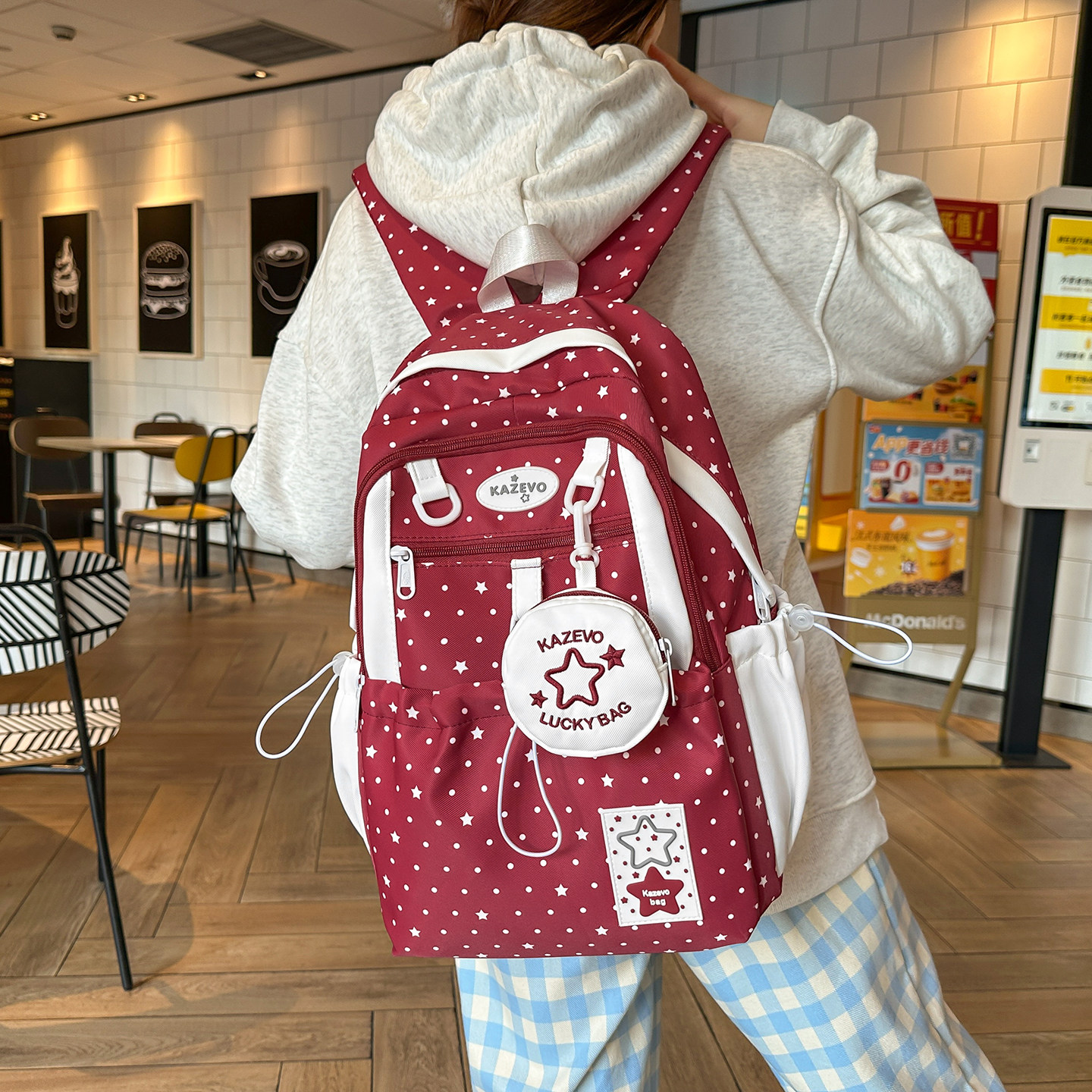 韩国小学生双肩包女户外防水大容量旅行电脑背包运动旅游轻便书包,箱包皮具/热销女包/男包,双肩背包,淘宝优惠券,粉丝福利购,淘宝优惠卷