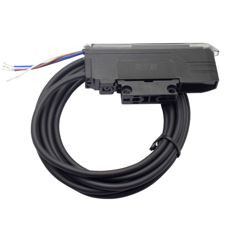 NER2-33单i输入双输出双数显光纤放大器抗干扰带延时计数感应开关