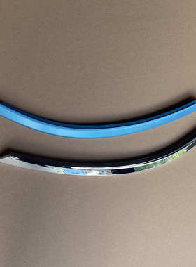 鸿日S1 PRO御虎燃油车雷竞电动汽车电镀蓝色前大灯亮条亮边饰条