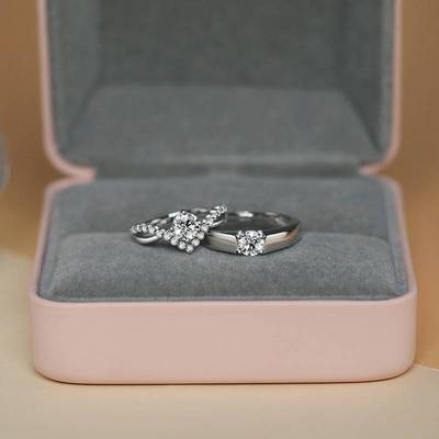 极速Exquisite Moissanite Ring Set Romantic Couple Rings. for