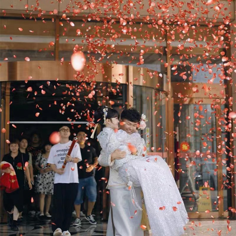 新品结婚9000片玫瑰花瓣u雨礼炮礼炮礼花筒表白婚庆喷花筒手持彩