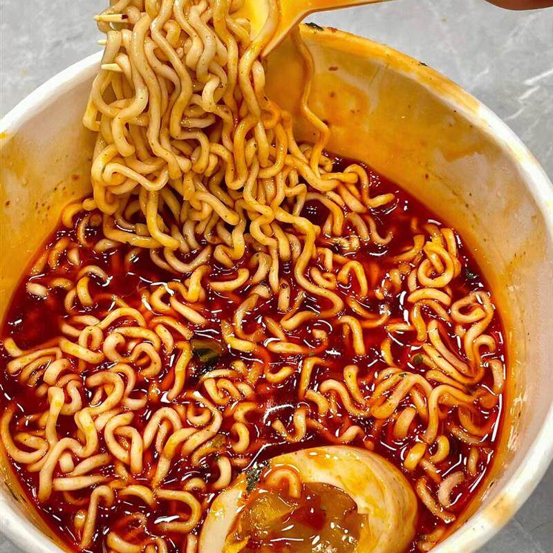 思圆魔鬼辣方便面魔鬼辣面川香辣排骨魔鬼椒炒牛肉泡面速食方便面