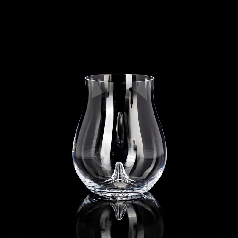 手工超薄水晶玻璃酒杯创意威士忌酒杯品酒杯高P端郁金香洋酒杯清