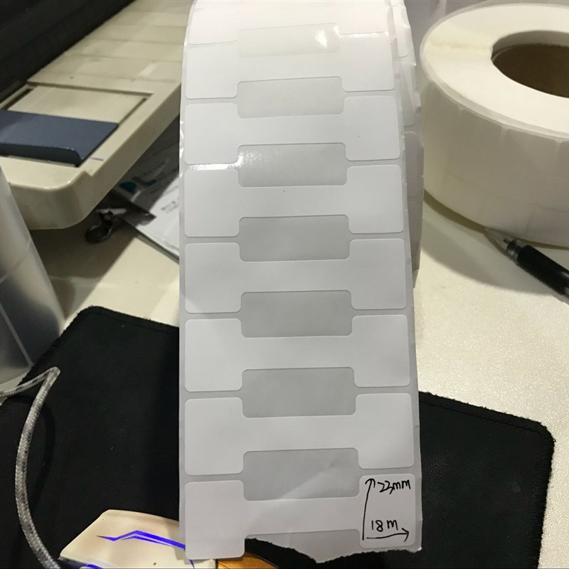 特惠爱尔眼镜标d签合成PVC条码纸72X23 45X15 18X23 58X18 40X15