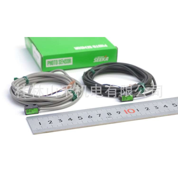 竹中電子工業 アンプ内蔵型光電センサ UM-T50DS