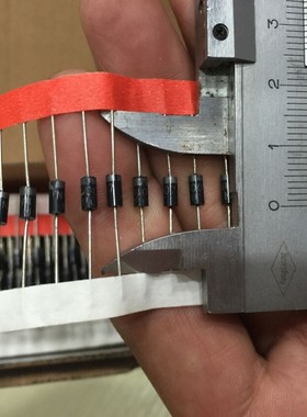 MIC 二极管  HER208  编带