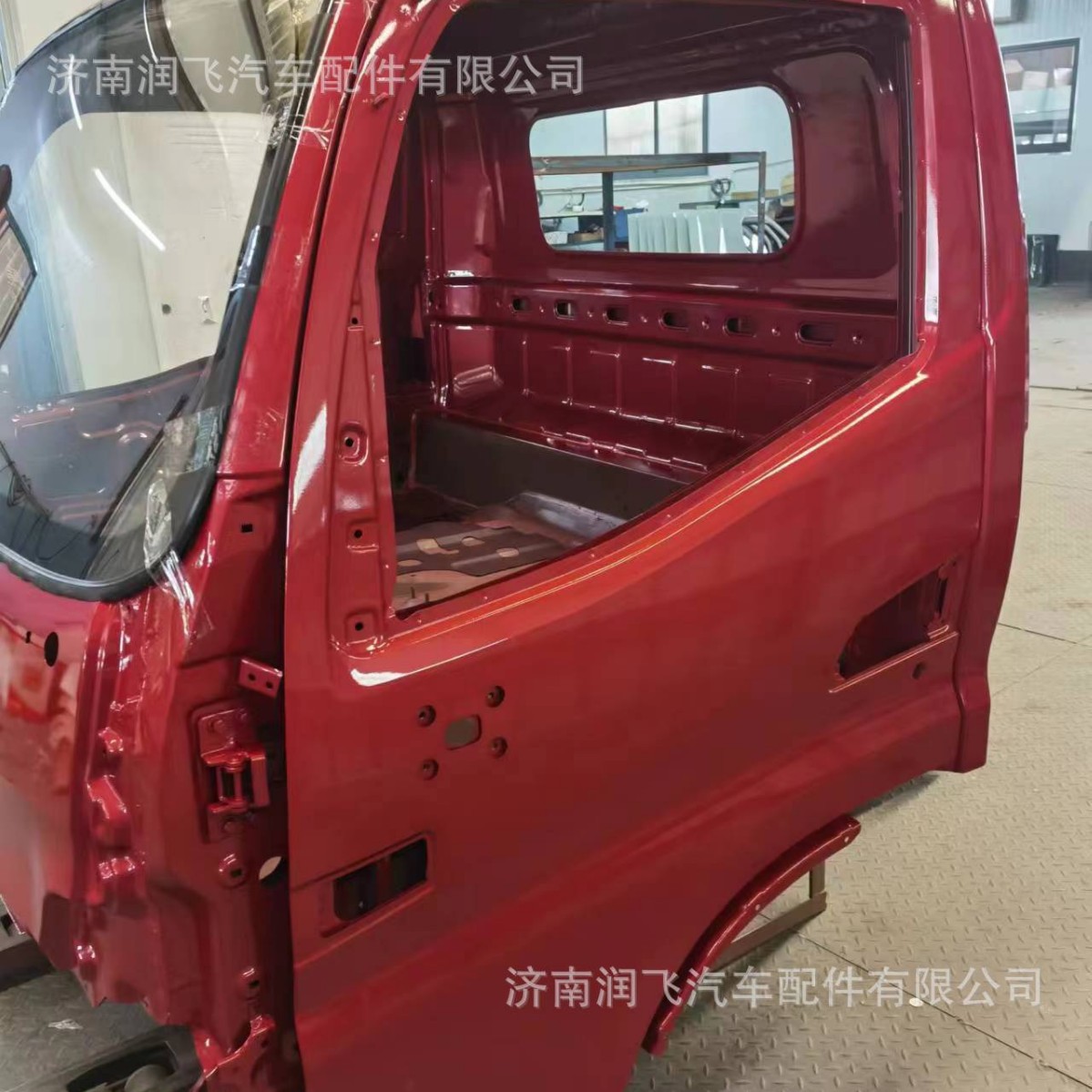 江淮骏铃V6红色拆车驾驶室图片