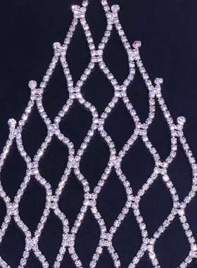 极速Fashion shiny tassel chest chain full of diaSmonds night