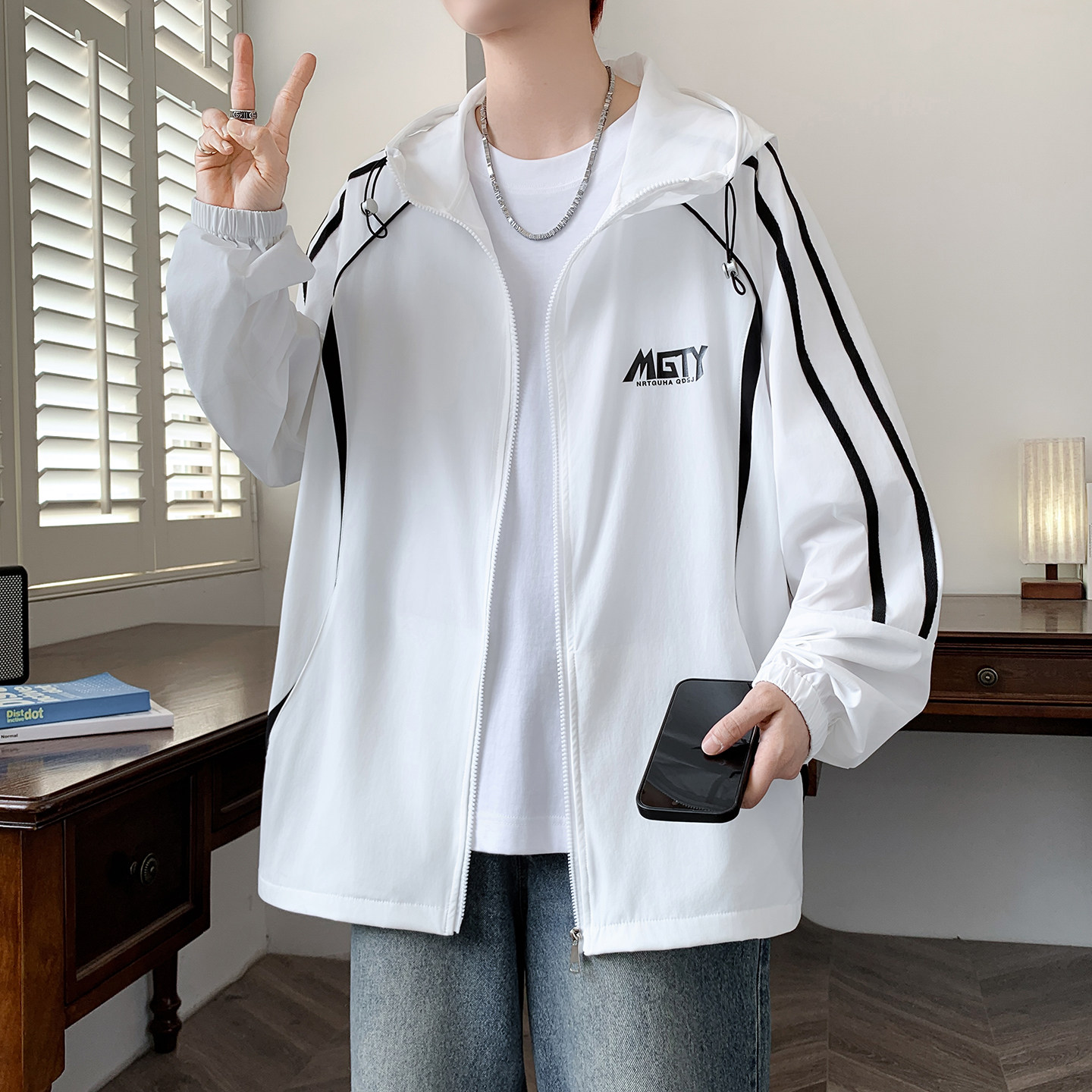 夏季薄款青少年运动风防晒衣透气学生百搭休闲韩系连帽防晒服外套