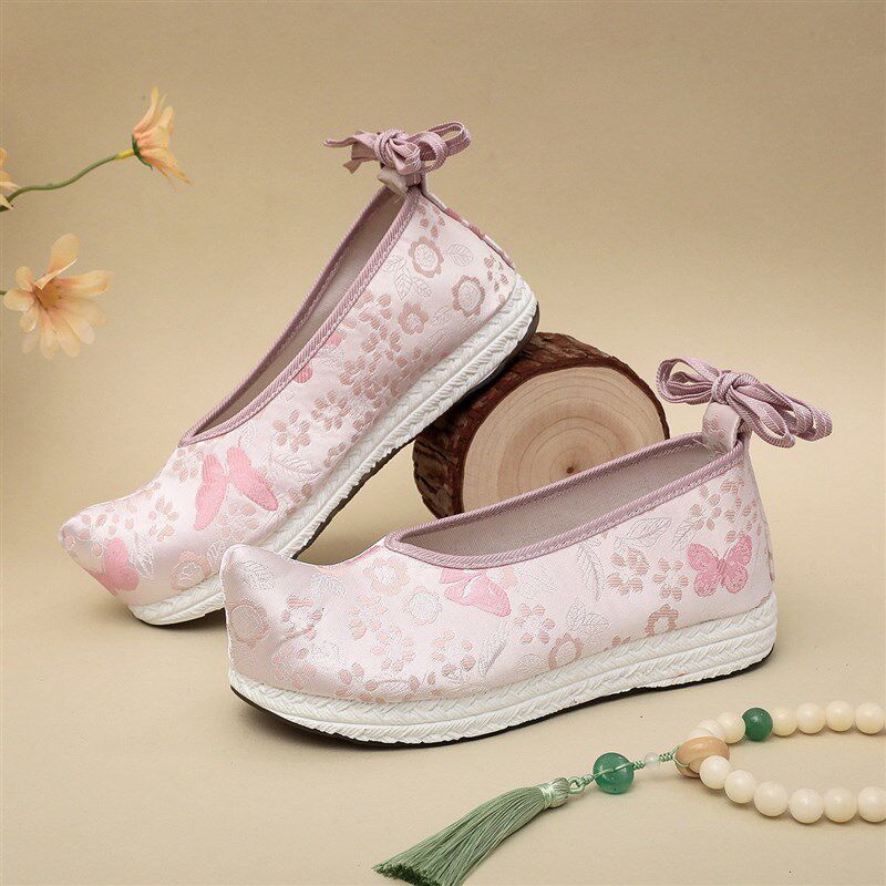 新品春夏新款汉服鞋子女古风绣花鞋内F增高搭配旗袍鞋翘头演出舞