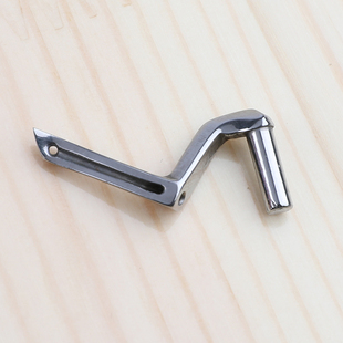 大和AZ8400小嘴包缝机拷边机x手套锁边机包边机配件2119324弯针上