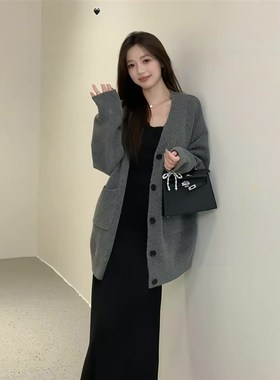 极速温柔慵e懒风灰色v领毛衣开衫外套女春季新款小个子中长针织衫