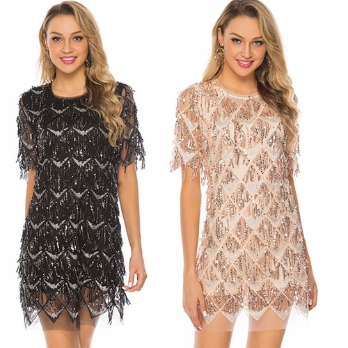 Темпераментная черная кисточка с блестками.